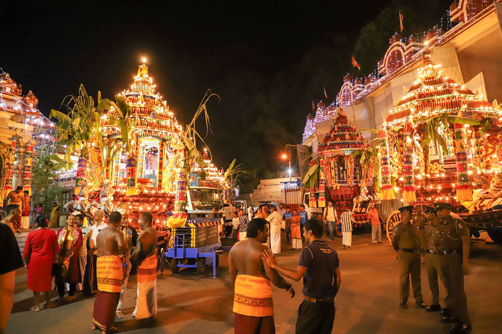 කටුකැලේ, ශ්‍රී සෙල්වවිනයාගර් කෝවිලේ තේරු රථ සංචාරය කෙරේ