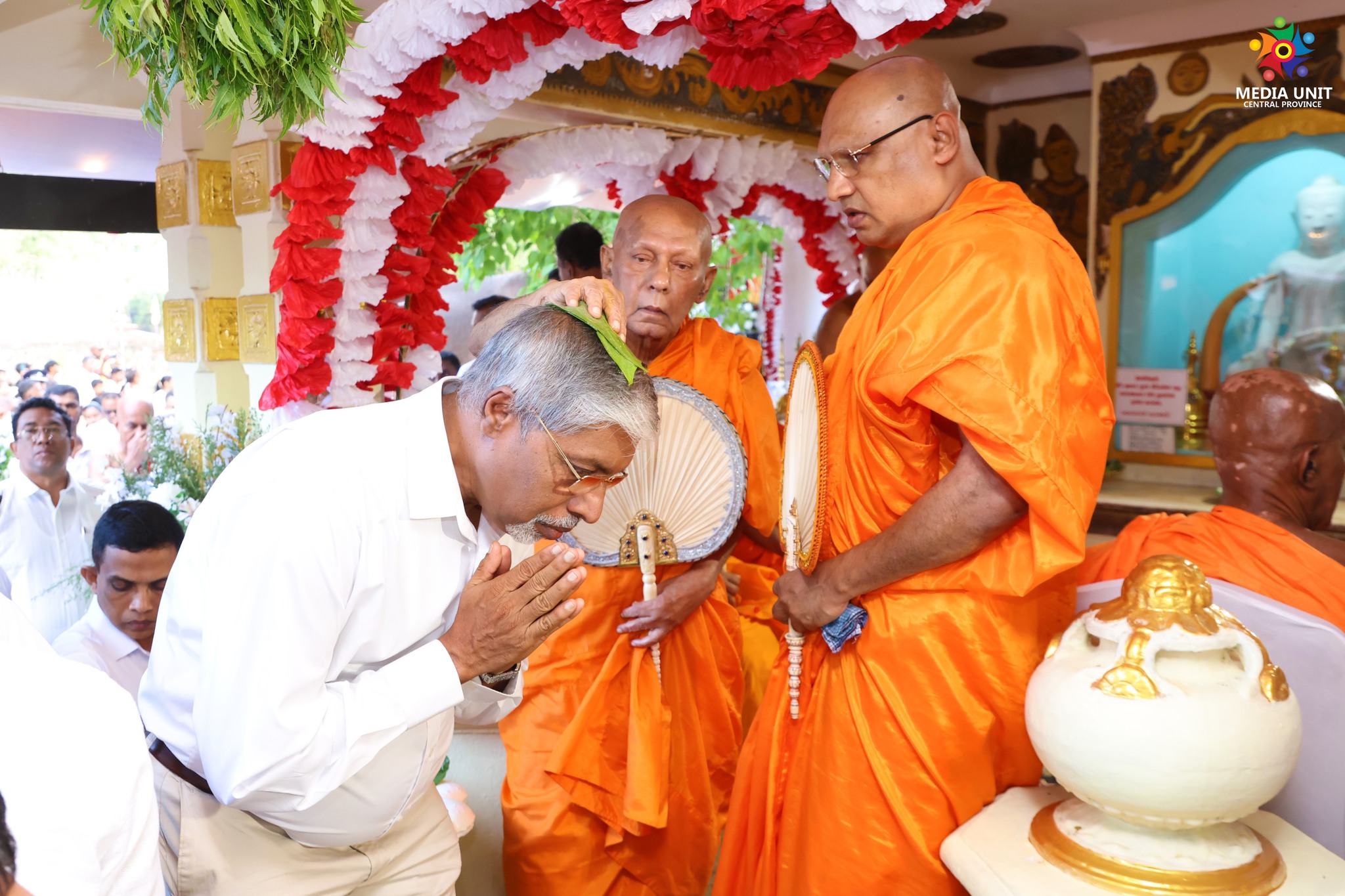2026 ජාතික හිසතෙල් ගැල්වීමේ මහෝත්සවය ජනපති ප්‍රධානත්වයෙන් මහනුවර නාථ දේවාලයේදී