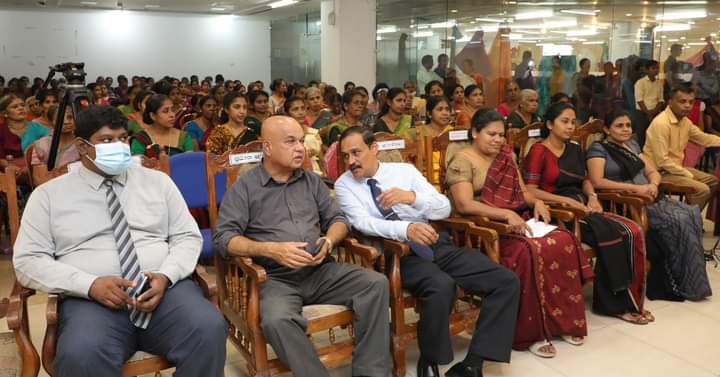 පේෂකර්මාන්ත ශිල්පී ප්රණාම හා 'පෙහෙකම් ප්රභා 2022' අත් යන්ත්ර රෙදි පිළි අලෙවි ප්රදර්ශනය.