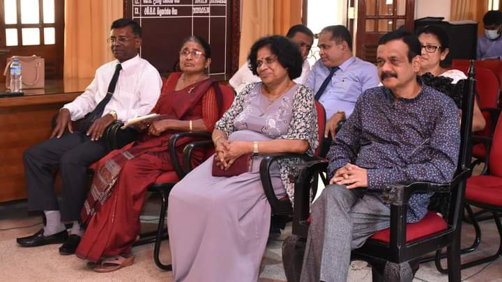 සේවා ඵලදායිතාව ඉහළ නංවන ගී රසවින්දන වැඩසටහනක්.