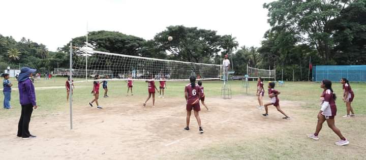 මධ්යම පළාත් පාසල් ක්රීඩා තරගාවලියේ කණ්ඩායම් තරග ආරම්භ කෙරේ.