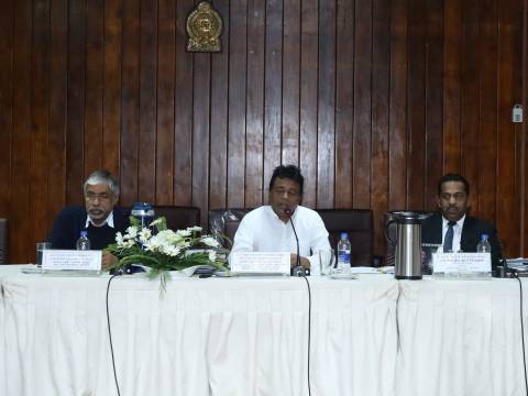 නුවරඑළිය දිස්ත්රික්කයේ පොදු ප්රවාහන සේවාවන් විදිමත් කිරීමට සැලසුම්.