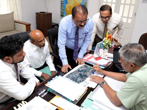 කුණ්ඩසාලේ නව නගරයේ මාර්ග සම්බන්ධයෙන් සාකච්ඡාවක් 