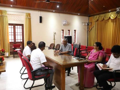 මධ්‍යම පළාත් ආණ්ඩුකාරතුමාගේ මහජන දිනය