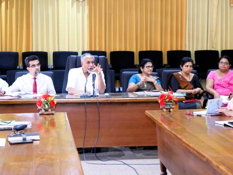 මහනුවර වැව කමිටුව රැස්වේ