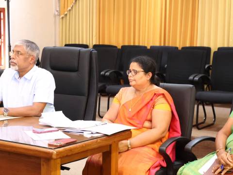 මධ්‍යම පළාතේ වතු ආශ්‍රිත දමිළ පාසල්වල ගැටළු විසදීමට සාකච්ඡාවක්