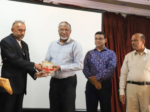 ‘අභිමානවත් ඉතිහාසයක ලාංකේය මුස්ලිම් ලකුණ’ ග්‍රන්ථය එළිදකී