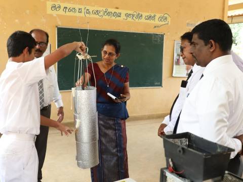 පරණගම මධ්ය මහා විද්යාලයේ